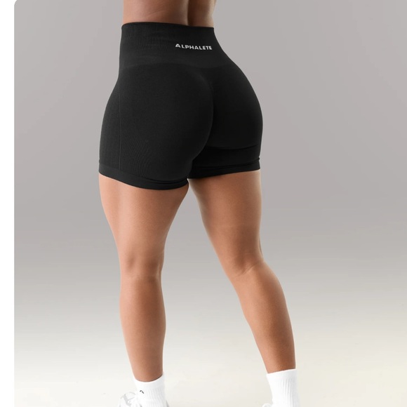 Alphalete Women's Contour Ultra High Rise Short Medium Black NWOT - Picture 2 of 6